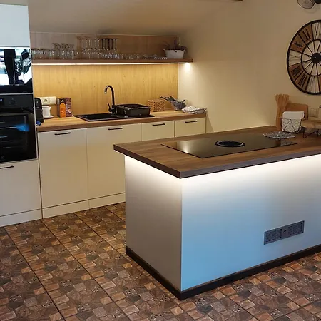 U Gazdu Apartamento
